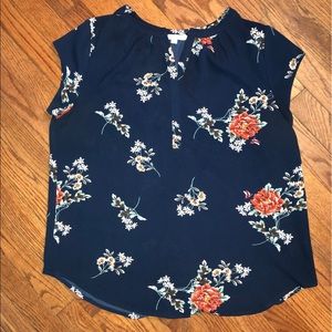 Fun2fun floral split neck blouse size XL